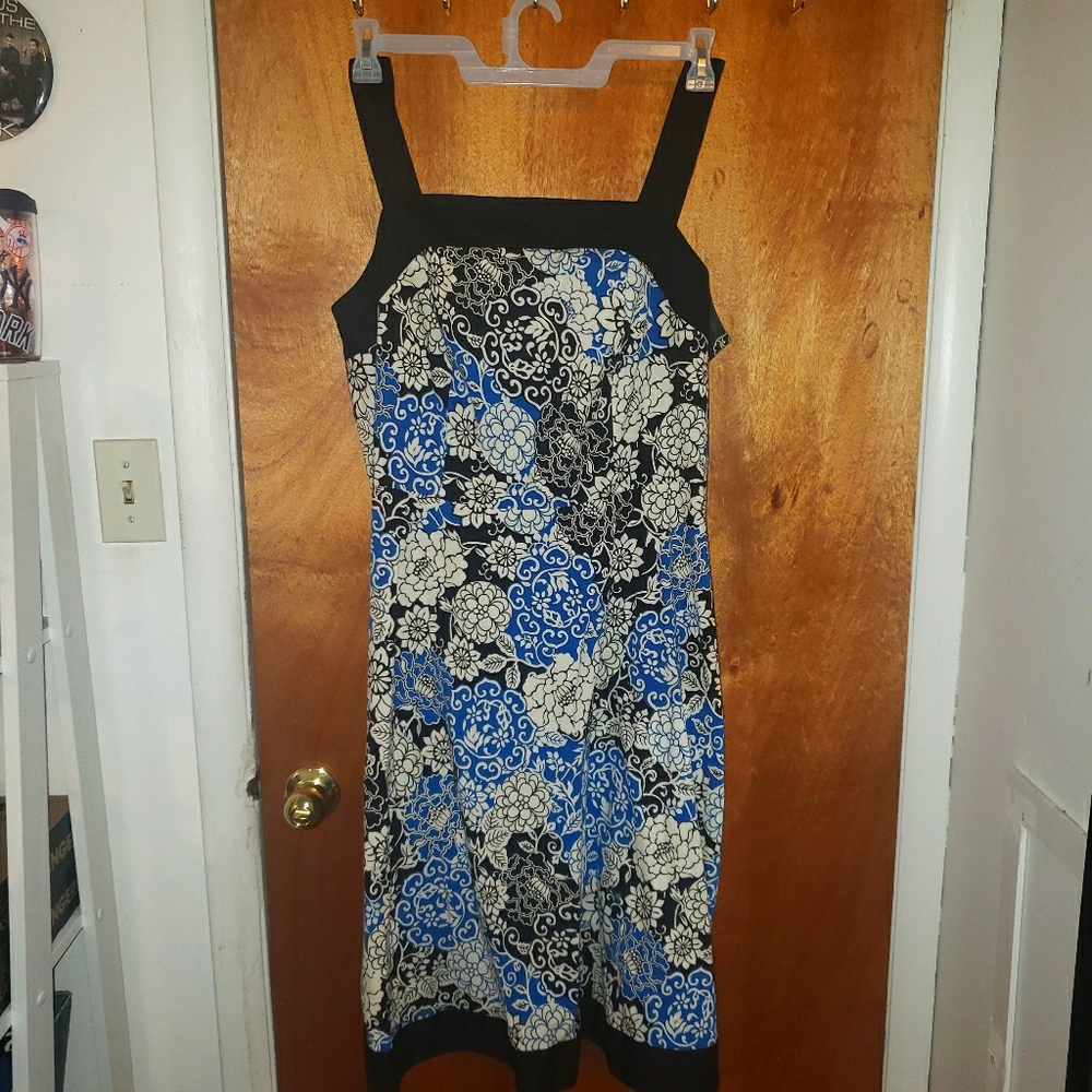 Black and Blue Floral Sleeveless Dress